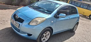 Toyota Vitz 2005 Blue