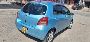 Toyota Vitz 2005 Blue