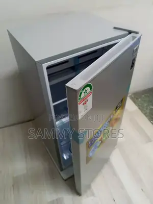 Compact Chest Freezer – Spacious Storage, Fast Cooling Reliable
Deep