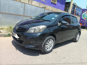 Toyota Vitz 2014 Black