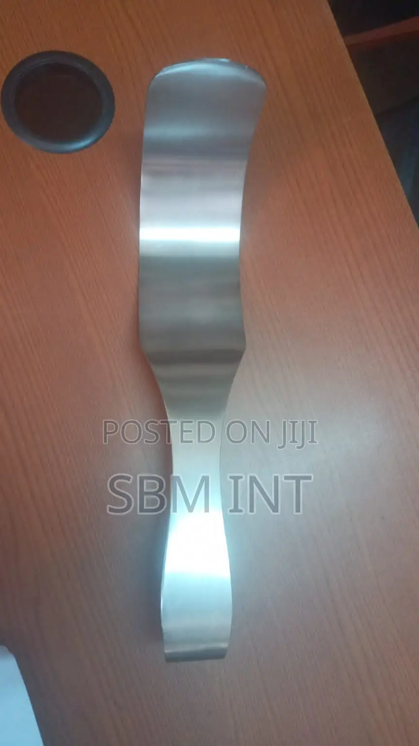Deaver Retractor