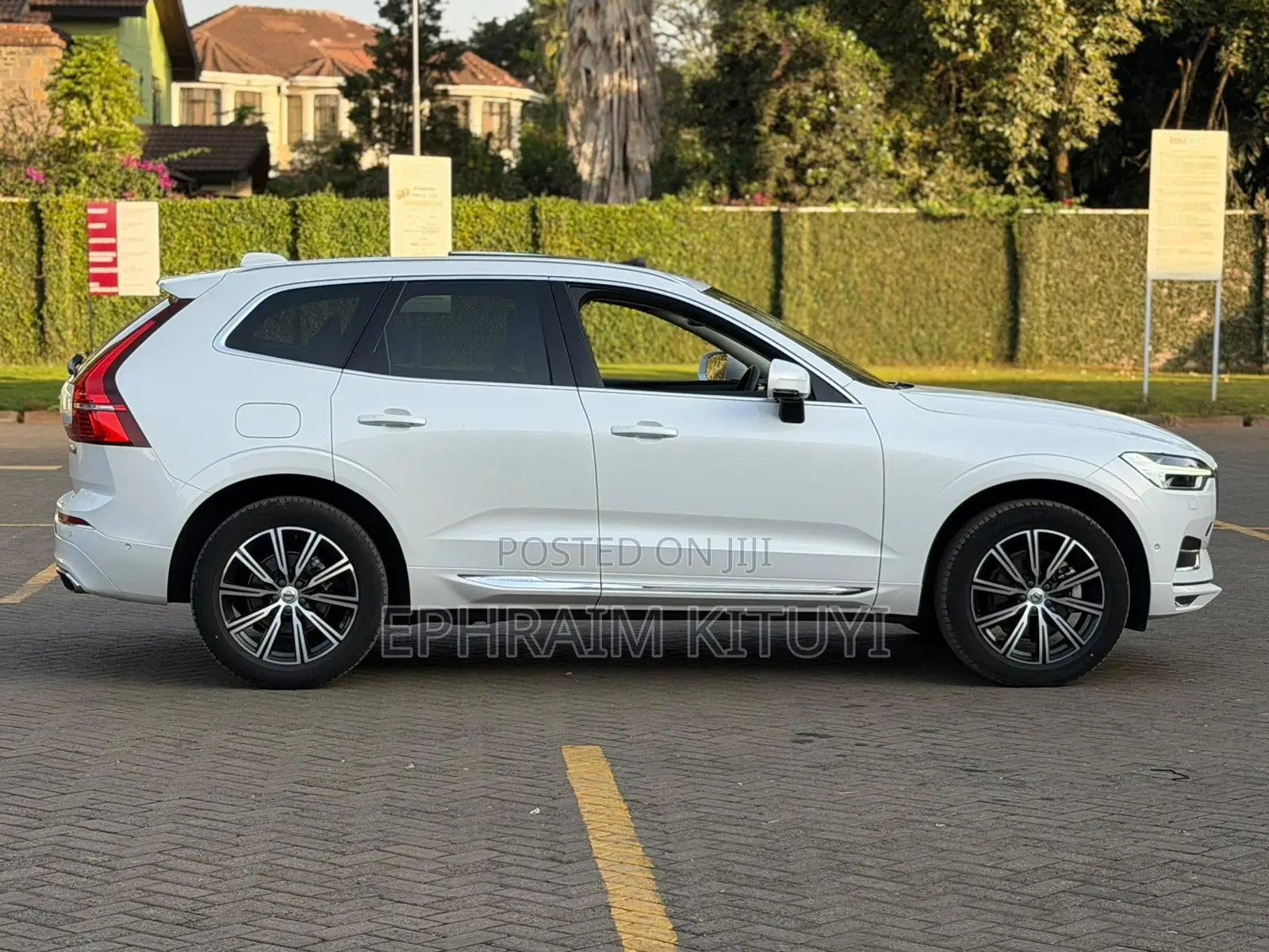 Volvo XC60 2019 White