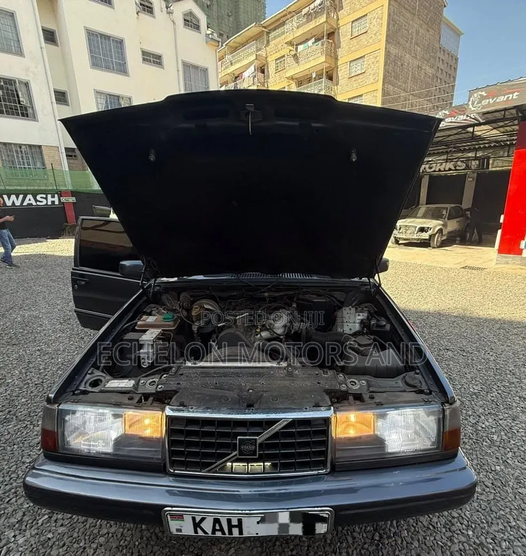 Volvo 940 1998 Gray