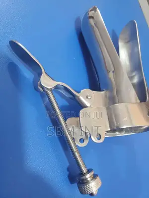 Reusable Vaginal Speculum