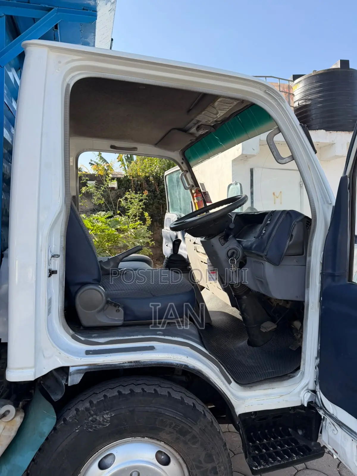 Isuzu kCL Clean Car