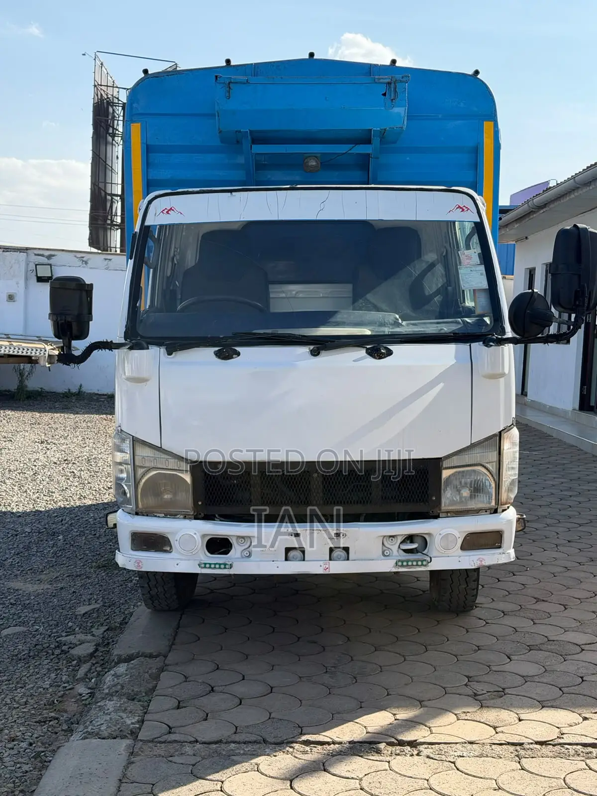 Isuzu kCL Clean Car