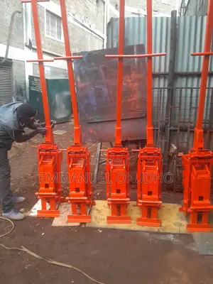 Interlocking Block Molds