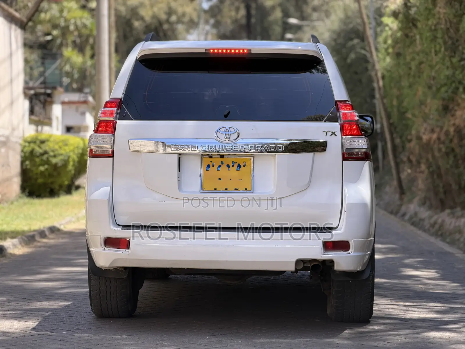 Toyota Land Cruiser Prado 2.7 i 2011 White