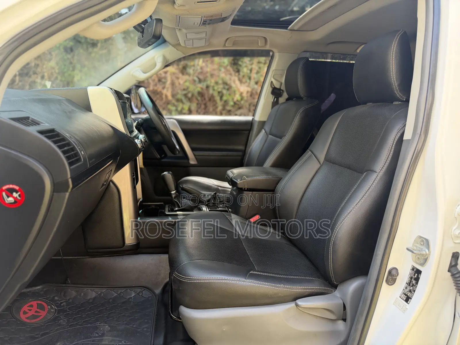 Toyota Land Cruiser Prado 2.7 i 2011 White