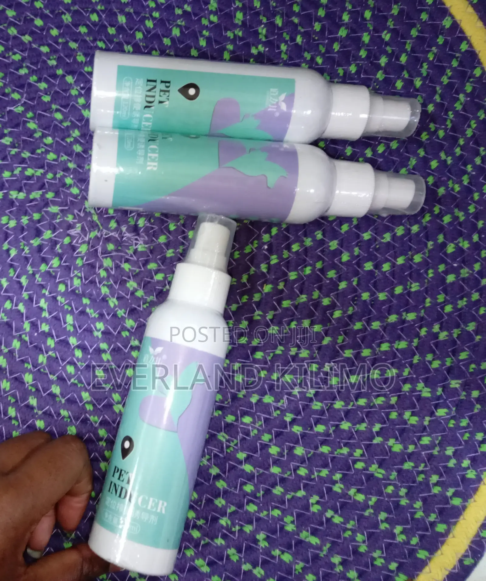 Dogs and Cats Poop Training Spray