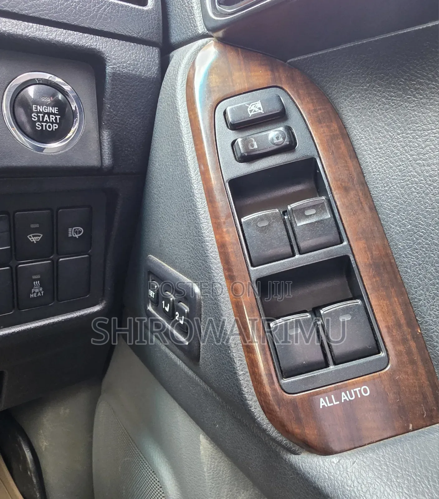 Toyota Land Cruiser Prado 2012 Pearl