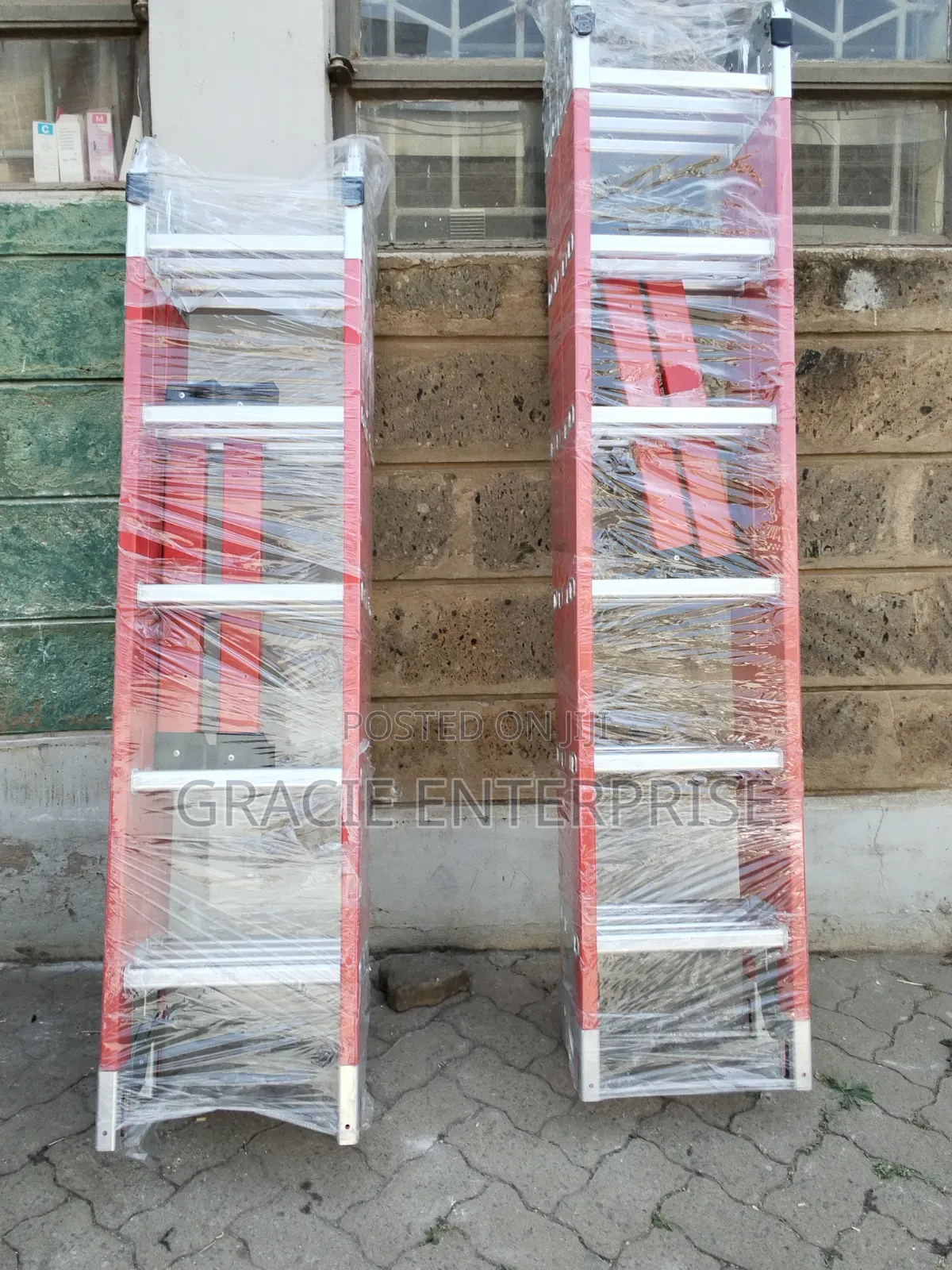 Fiberglass Multipurpose Ladder