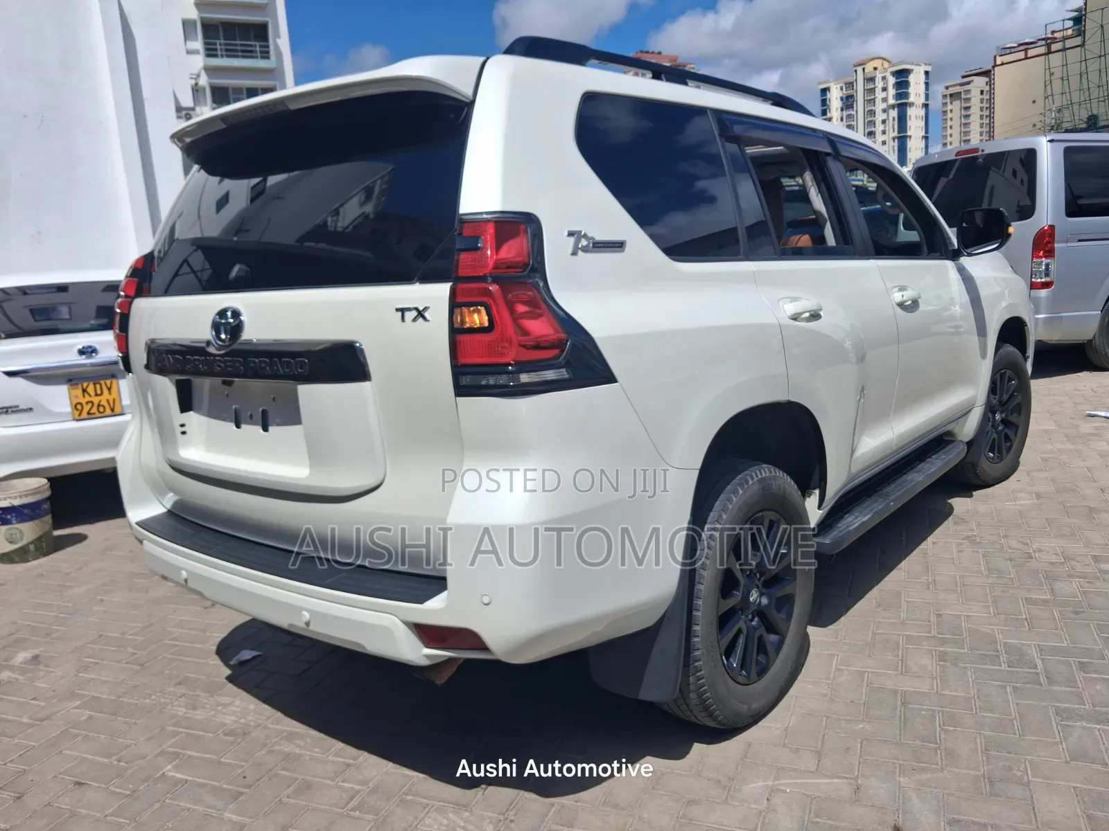 Toyota Land Cruiser 2019 White