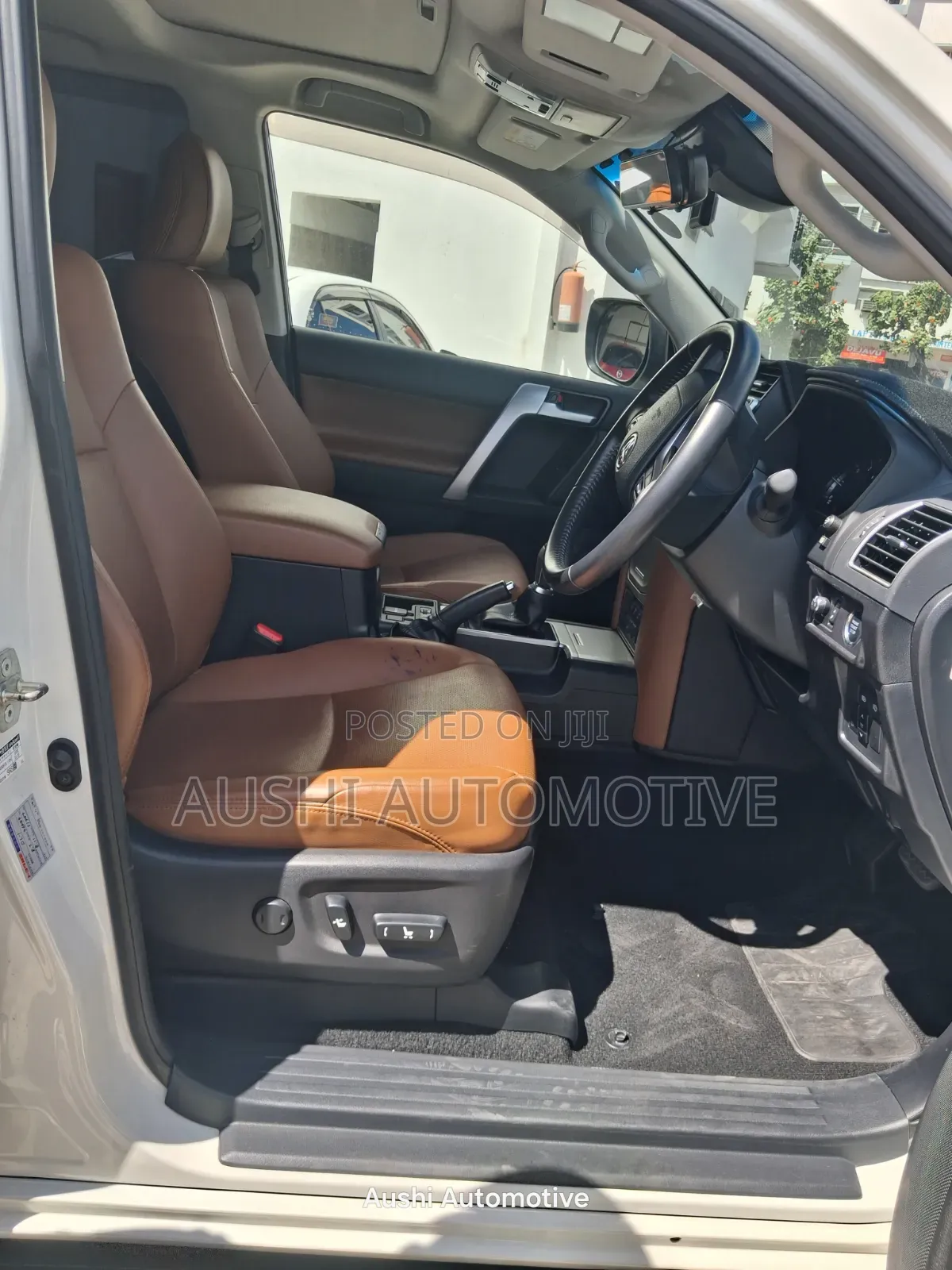 Toyota Land Cruiser 2019 White