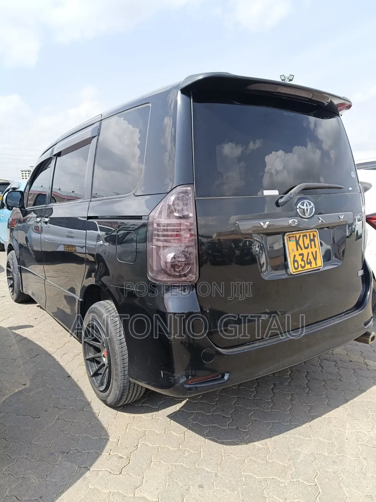 Toyota Voxy 2009 Black