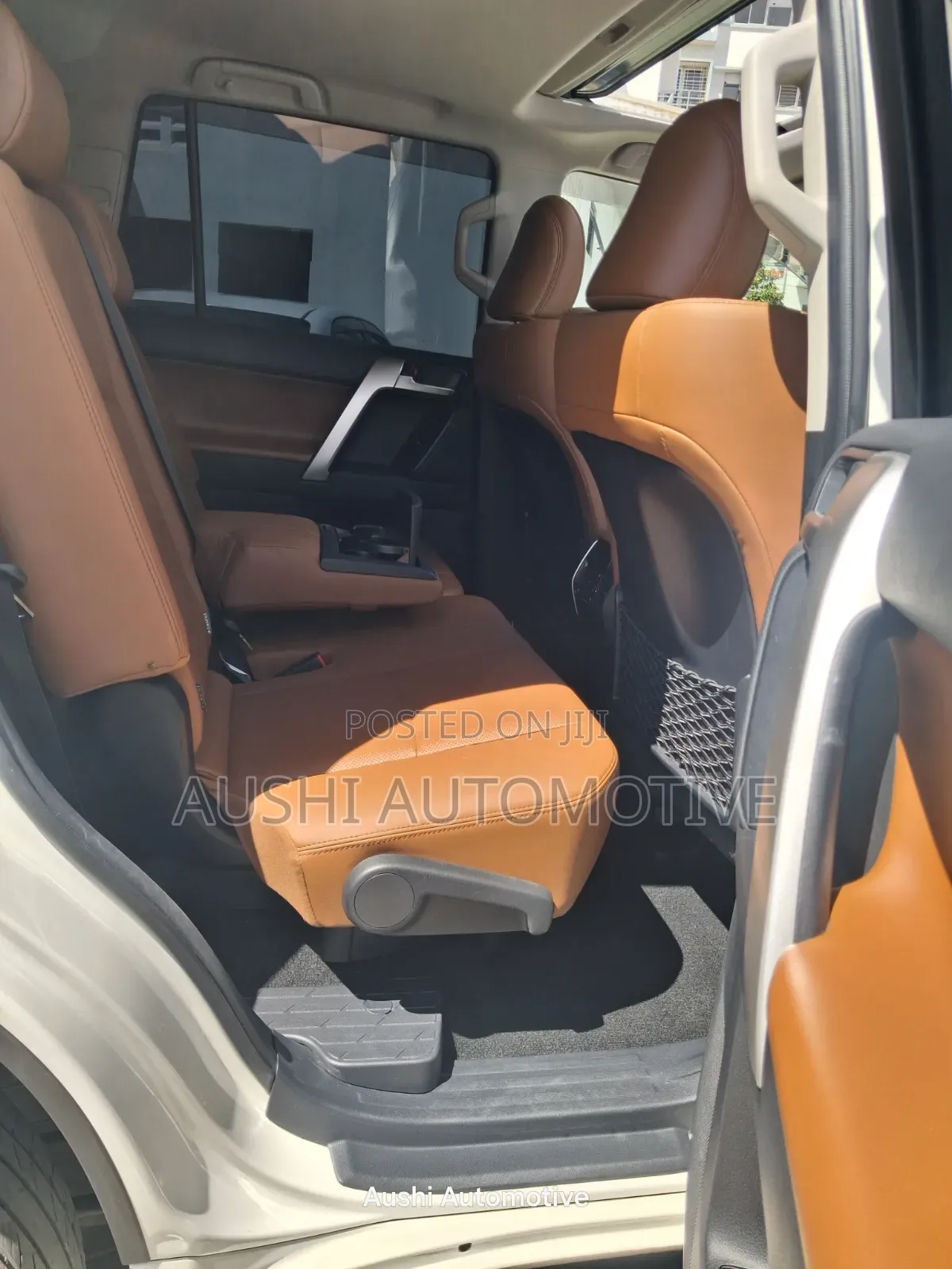Toyota Land Cruiser 2019 White