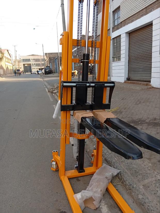 Aico Heavy Duty Manual Stacker on Offer - thumbnail 2