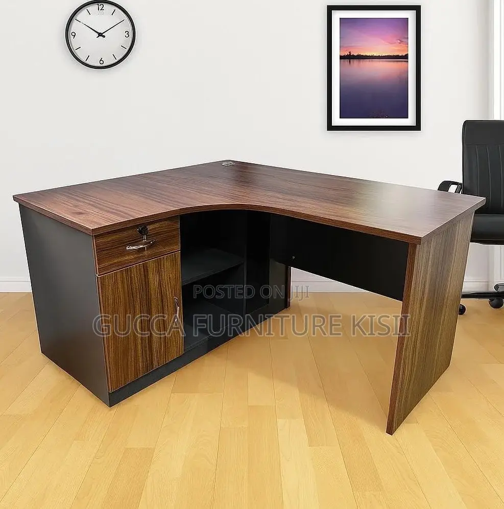 Office Desk; 1.4M Curved Office Desk