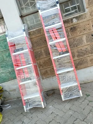 12ft Multipurpose Fiberglass Ladder