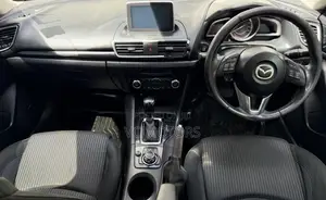 Mazda Axela SV Premium 2014