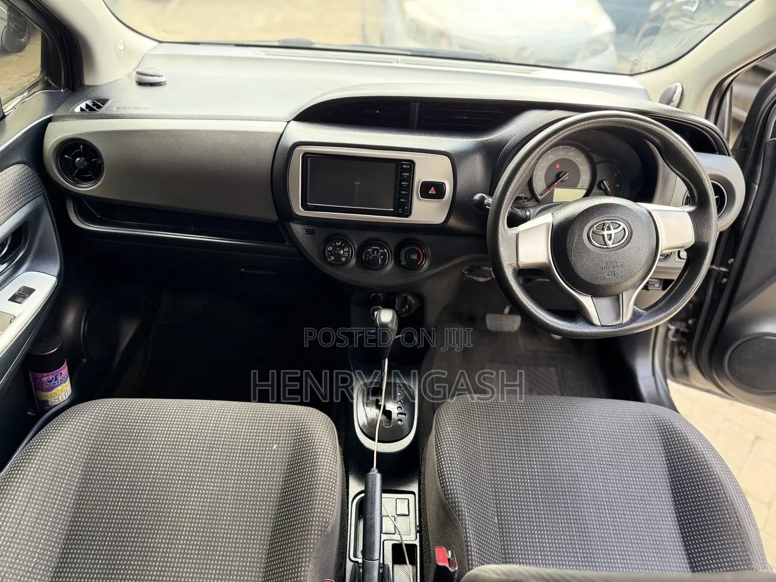 Toyota Vitz 2015 Gray
