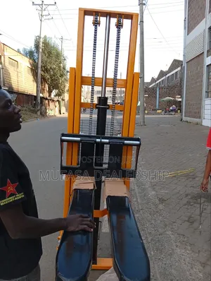 High Lift Pallet Manual Stacker