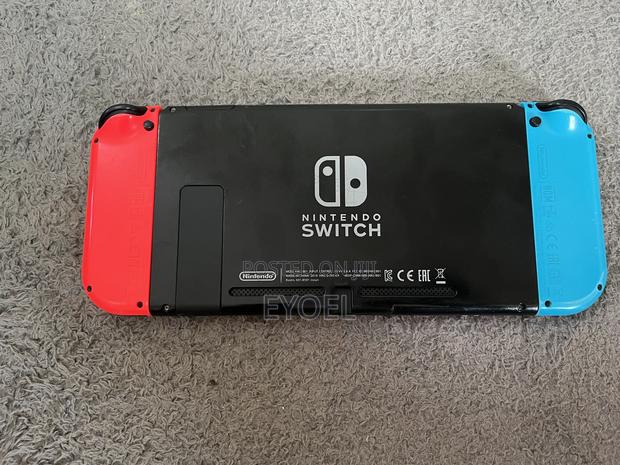 Nintendo Switch Complete Dock System (+ Zelda Optional Bundle) - thumbnail 4