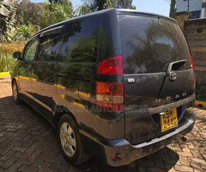 Toyota Noah 2003 Black