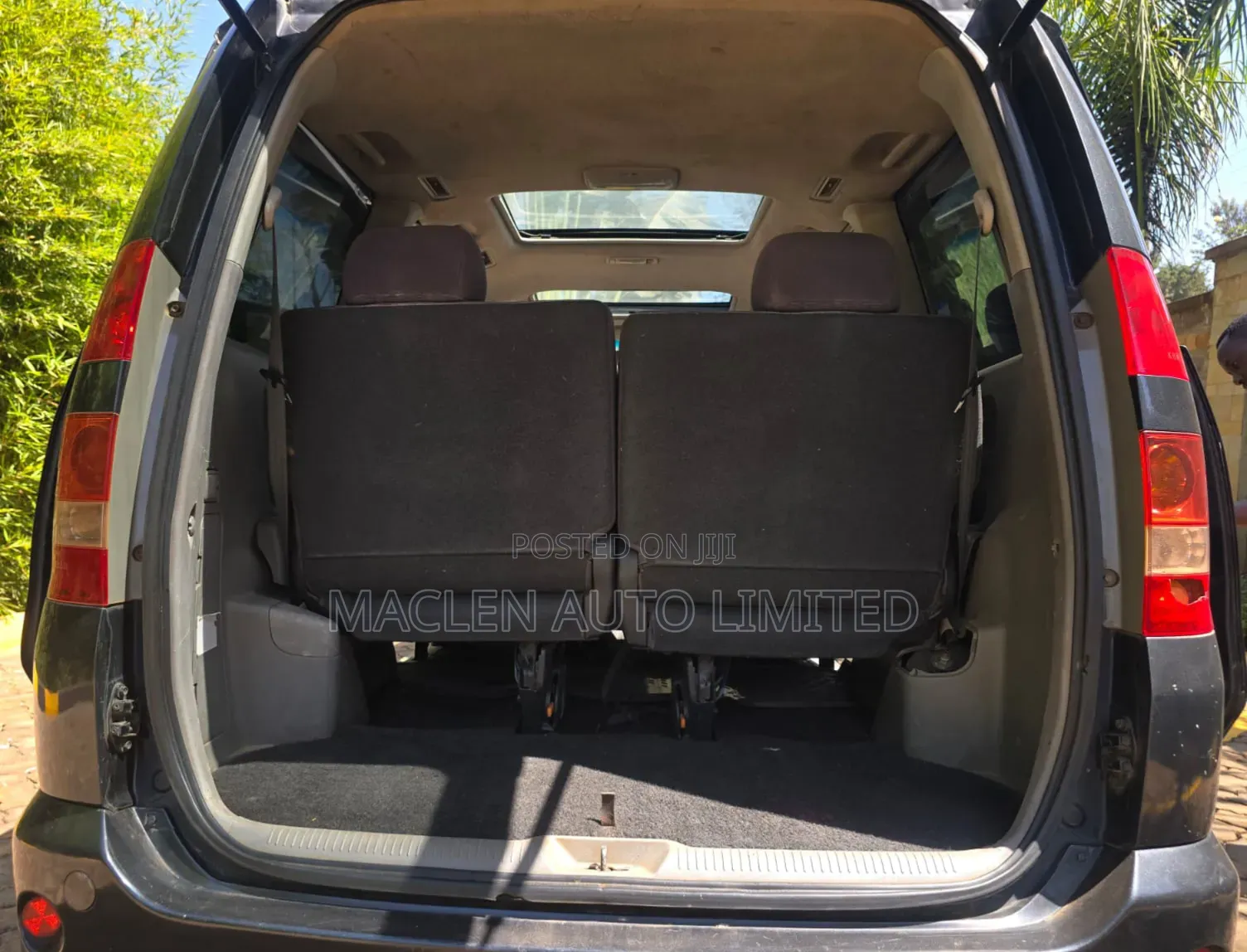 Toyota Noah 2003 Black