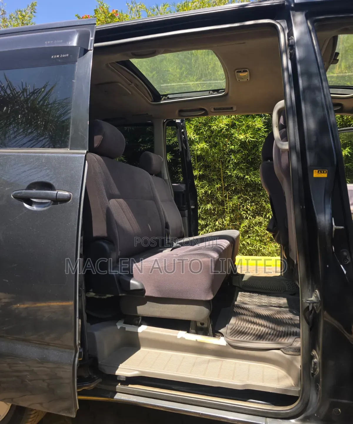 Toyota Noah 2003 Black