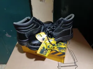 Lushundo Safety Boots – Durable Work Boots
