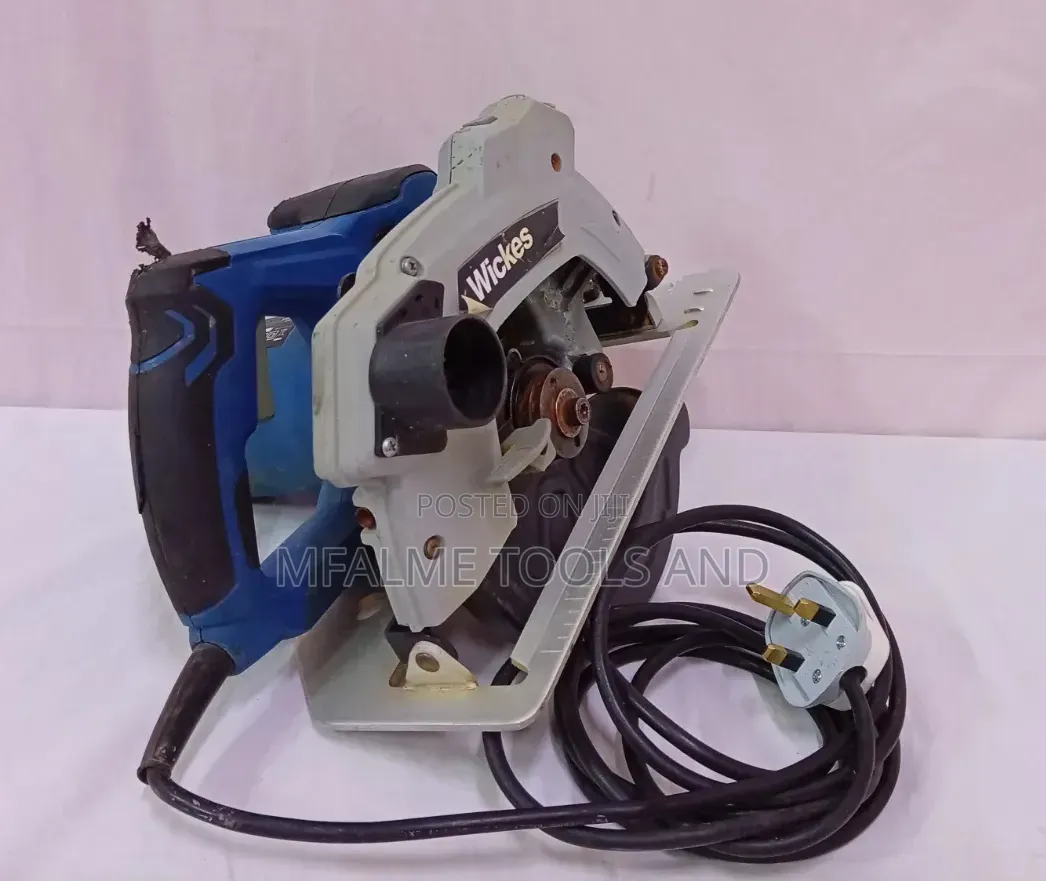 Ex-Uk Corded Electric Circular Saw