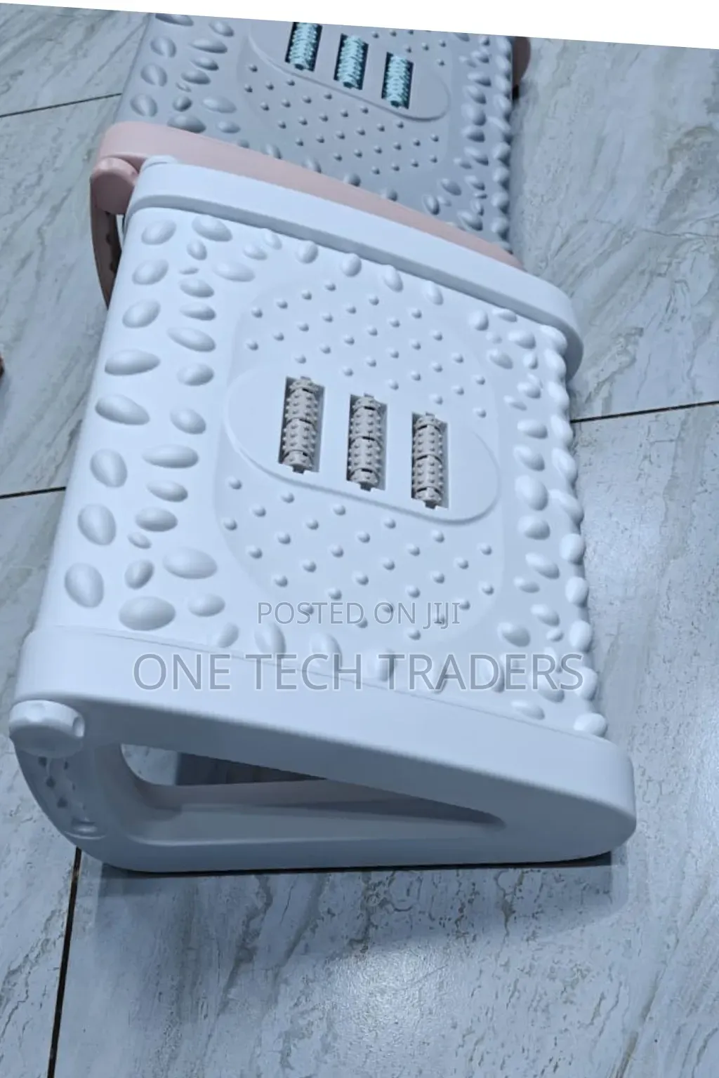 Ergonomic Adjustable Foot Rest/Under Desk Foot Massage
