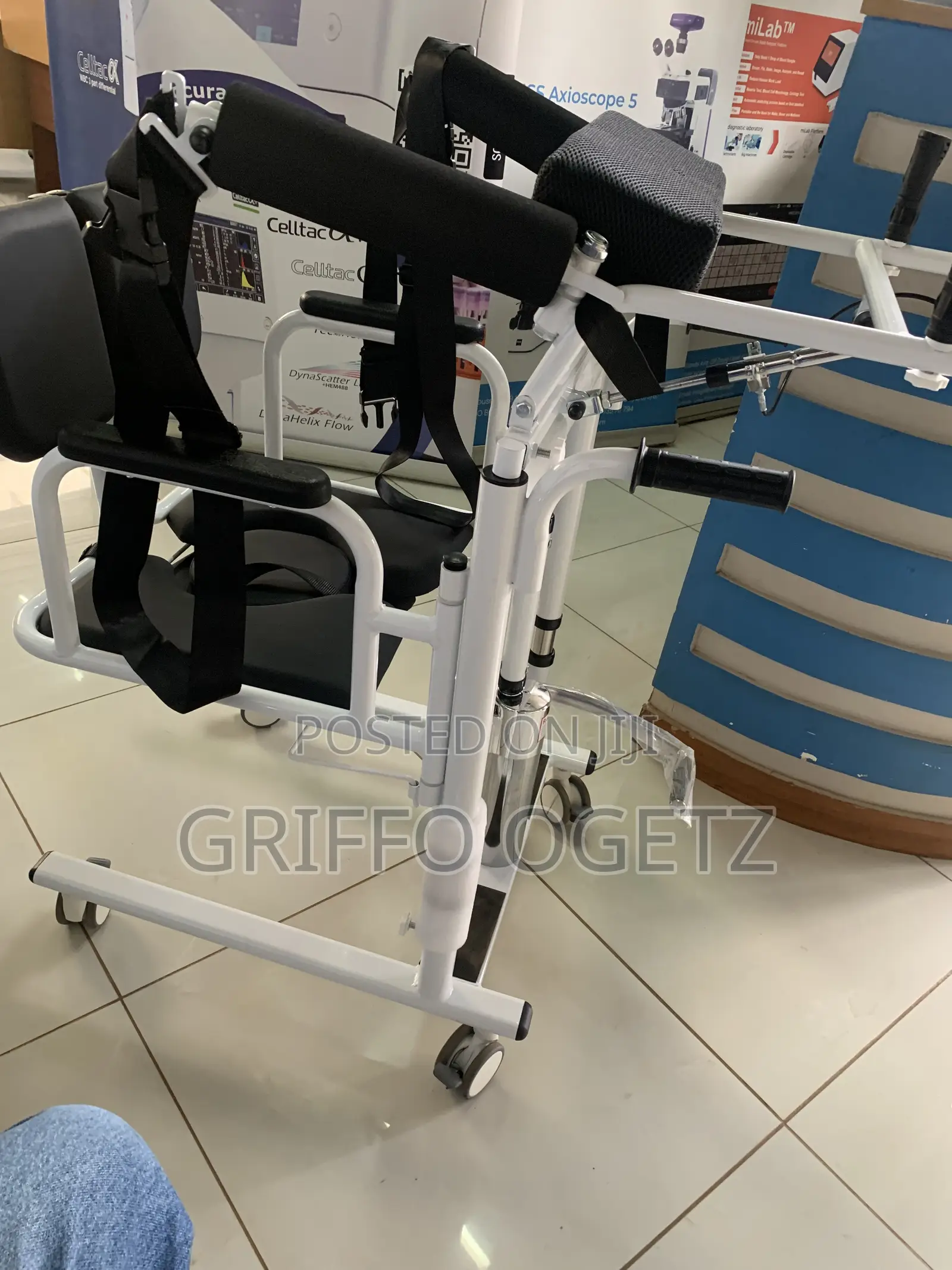 Hydrolic Patient Transfer Chair