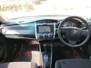 Toyota Corolla Fielder 2017 White