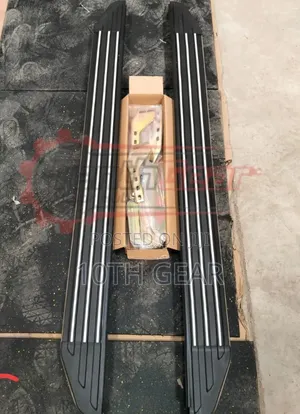 Universal Side Step Aluminium 68 Inch