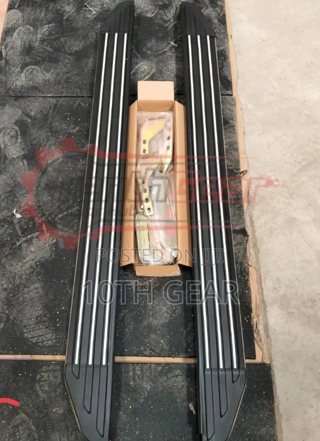 Universal Side Step Aluminium 68 Inch
