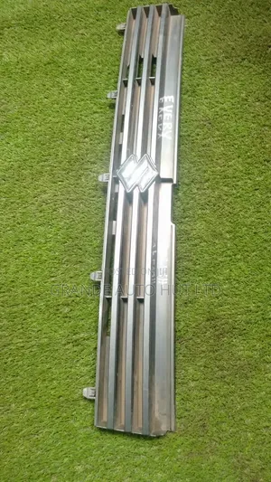 Suzuki Every Grill