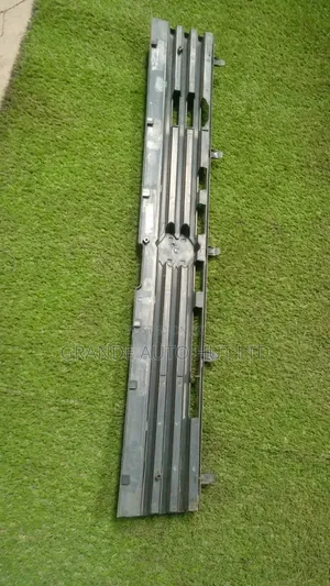 Suzuki Every Grill