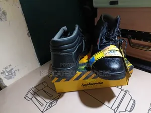 Black Safety Boots for Work Construction