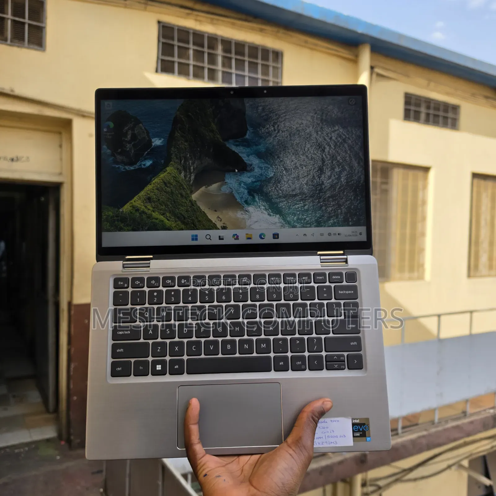Laptop Dell Latitude 7320 16GB Intel Core i7 SSD 512GB