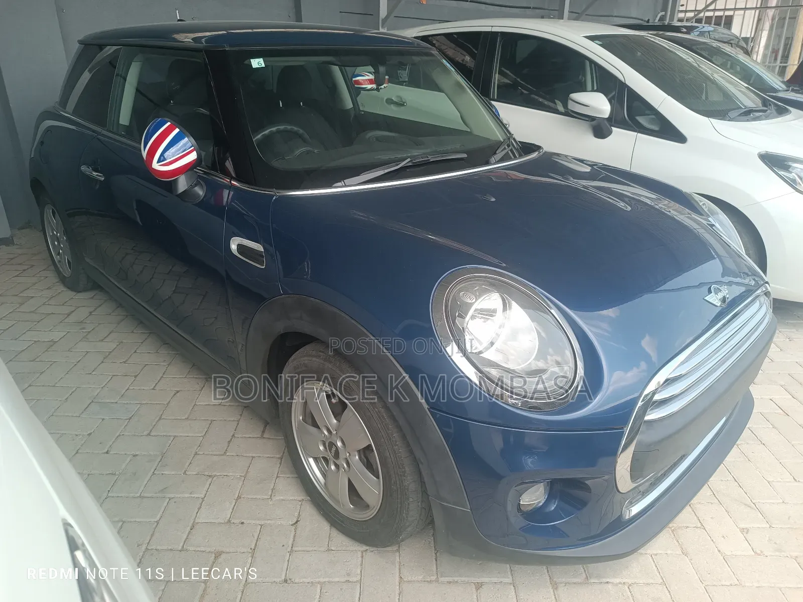 Mini Cooper 2018 Blue