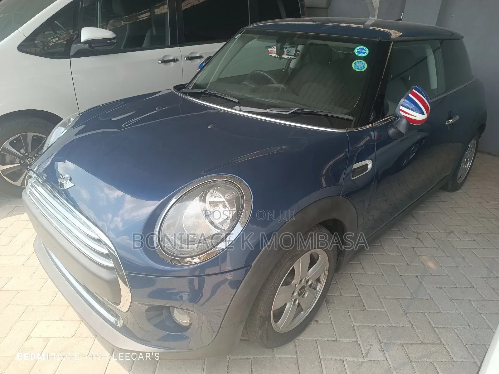 Mini Cooper 2018 Blue