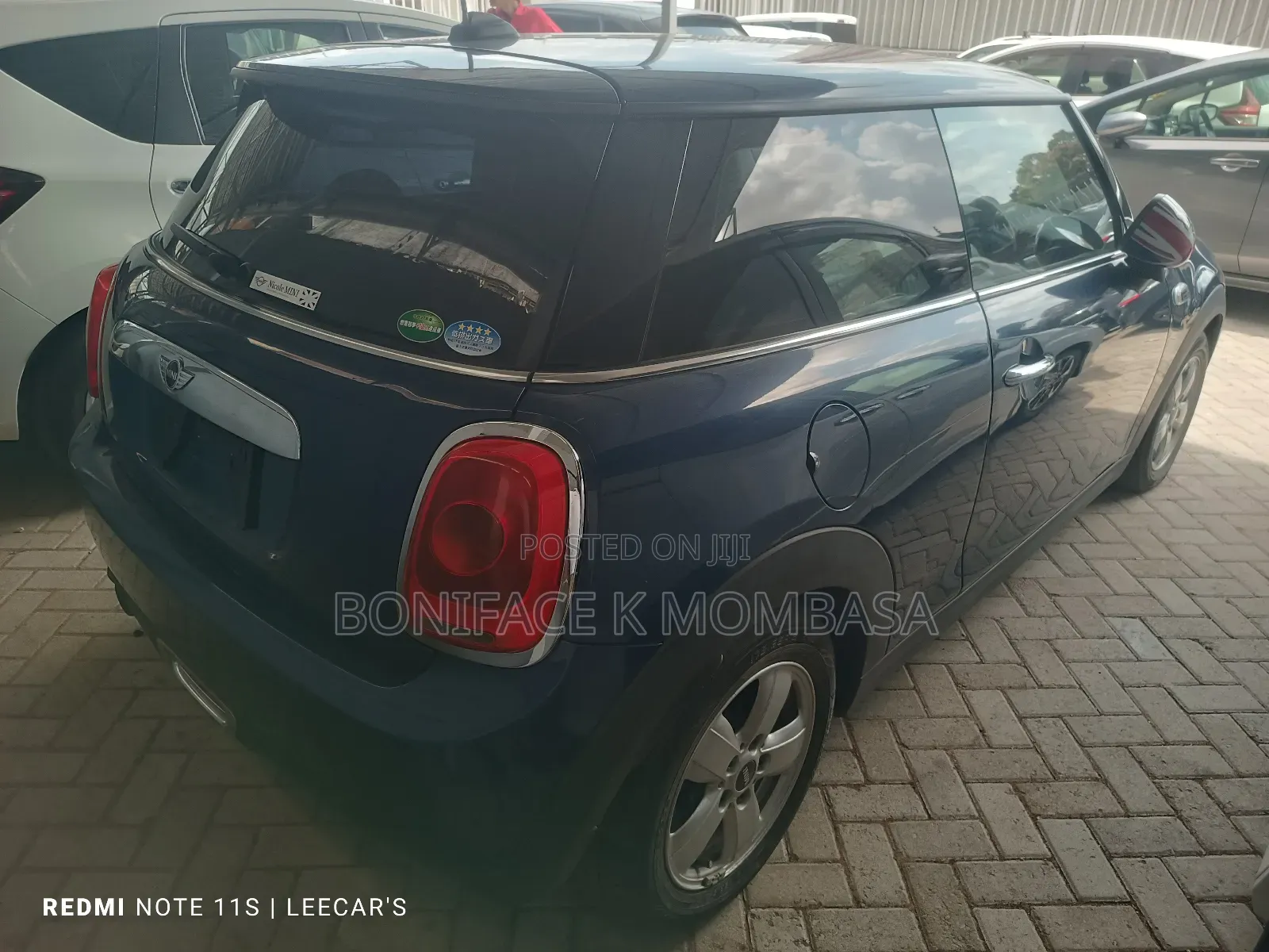 Mini Cooper 2018 Blue