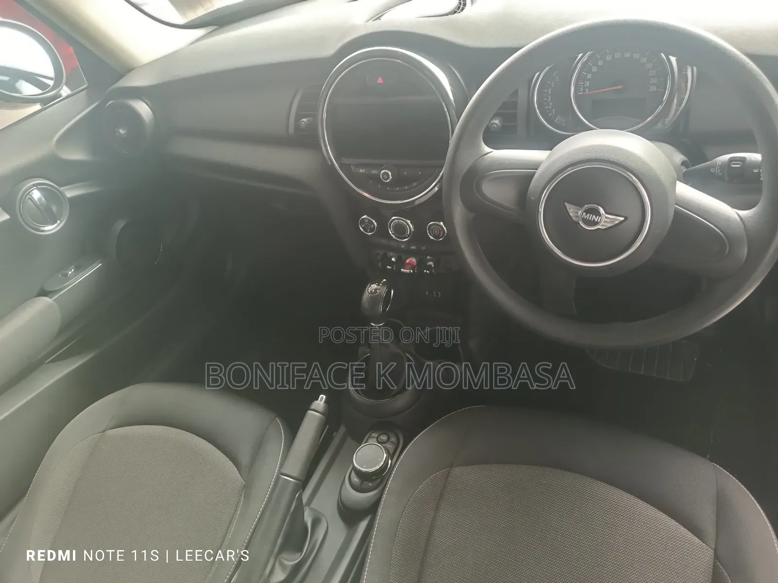 Mini Cooper 2018 Blue