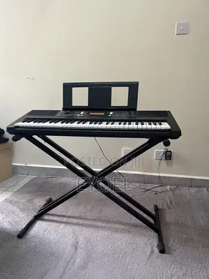 Yamaha Electronic Piano / Digital Keyboard
