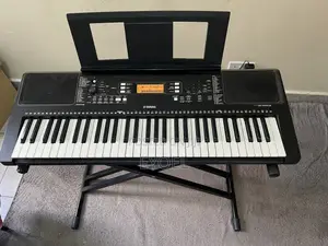 Yamaha Electronic Piano / Digital Keyboard