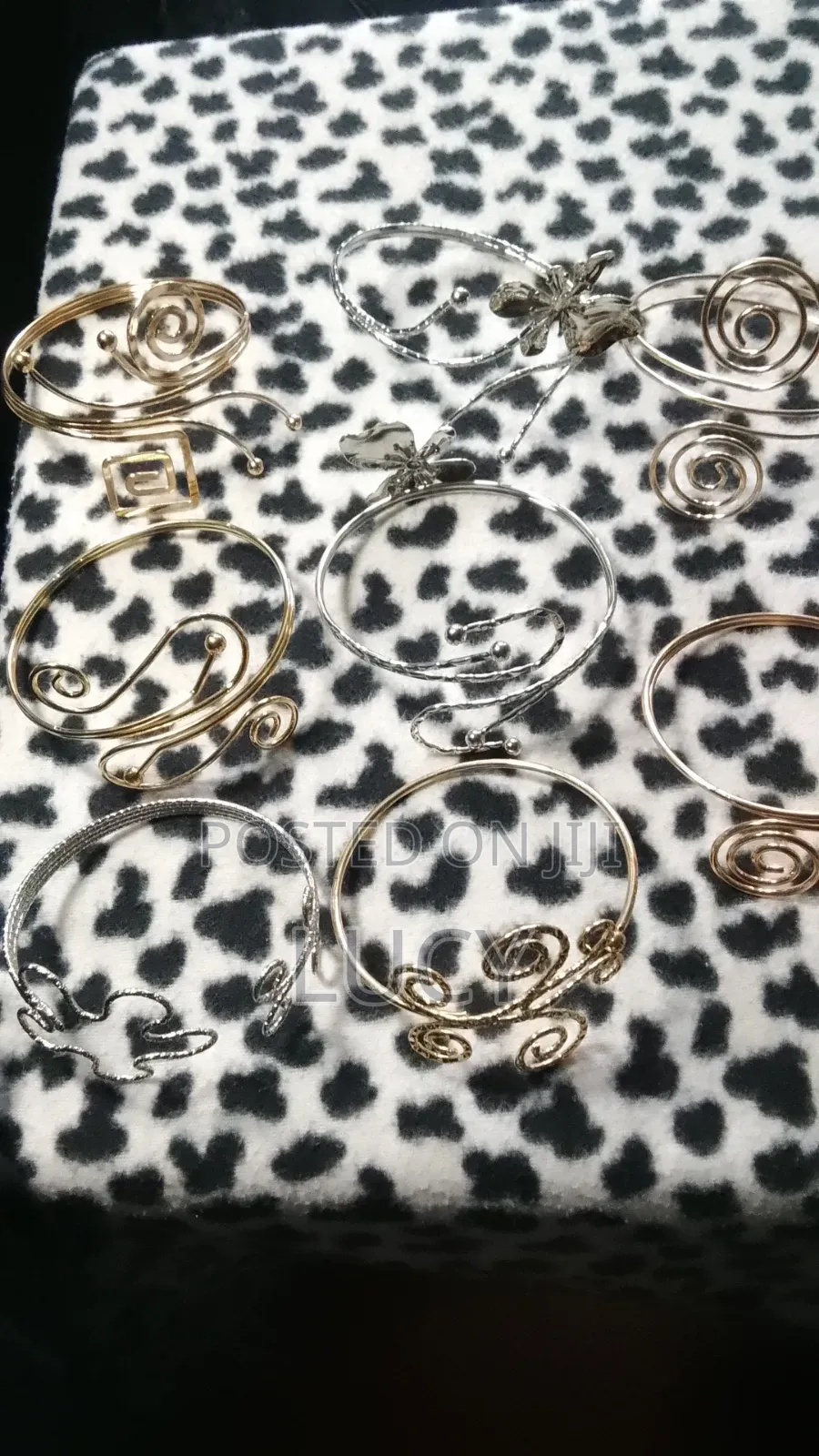 Armlets /Armcuffs