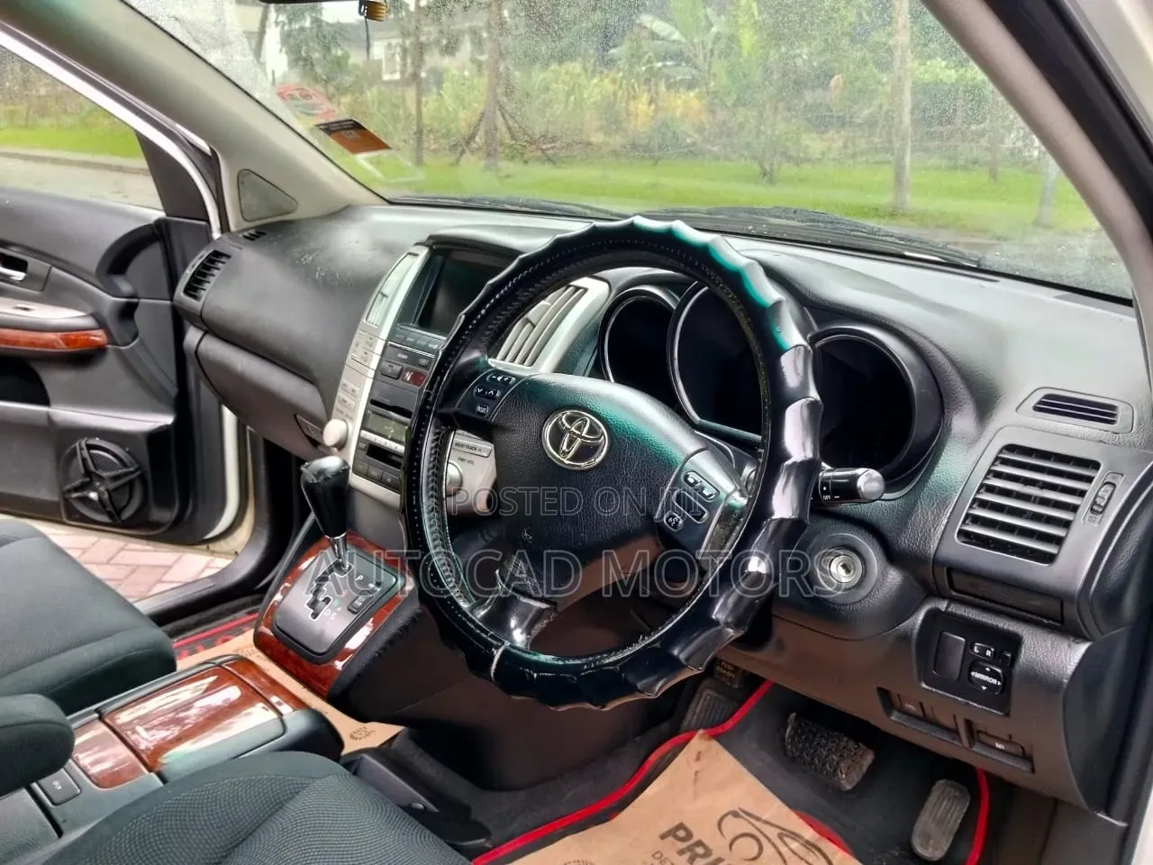 Toyota Harrier 2010 White