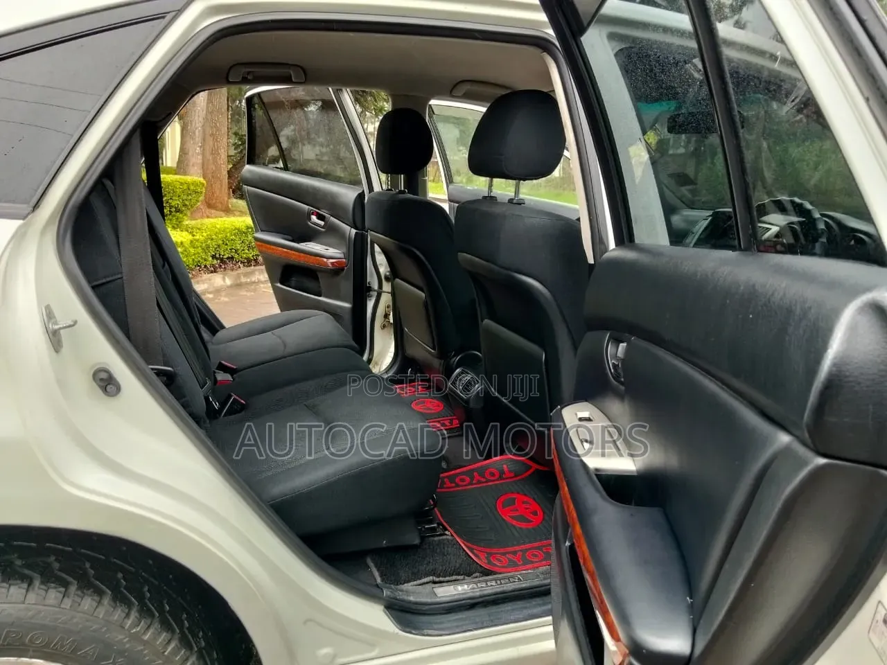Toyota Harrier 2010 White